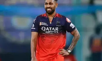 Nuwan Thushara: శ్రీలంక బోర్డుపై కోర్టుకెక్కిన ఆర్సీబీ ప్లేయర్