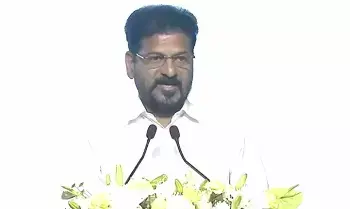 Chief Minister A. Revanth Reddy: దక్షిణాసియా టెక్స్‌టైల్ రాజధానిగా తెలంగాణను తీర్చిదిద్దుతాం: సీఎం రేవంత్ రెడ్డి