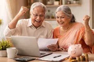 FD Rates : వృద్ధులకు అదిరిపోయే గుడ్ న్యూస్.. ఎఫ్‌డీలపై 8 శాతం వడ్డీ.. ఏ బ్యాంకులో ఎంత వస్తుందంటే ?