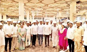 Minister B. C. Janardhan Reddy: భోగాపురం అంతర్జాతీయ విమానాశ్రయం: జులై లేదా ఆగస్టులో ప్రారంభం - మంత్రి బీసీ జనార్దన్రెడ్డి Minister B. C. Janardhan Reddy: భోగాపురం అంతర్జాతీయ విమానాశ్రయం: జులై లేదా ఆగస్టులో ప్రారంభం - మంత్రి బీసీ జనార్దన్రెడ్డి