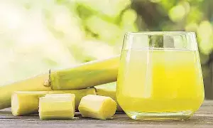 Sugarcane Juice: అలాంటి వాళ్లు చెరకు రసం తాగకూడదా.?