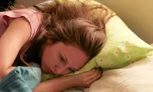 Overthinking: అతిగా ఆలోచిస్తున్నారా? అయితే ఈ ప్రమాదకర వ్యాధులు మీకు రావడం ఖాయం.. నిపుణుల హెచ్చరిక.. Overthinking: అతిగా ఆలోచిస్తున్నారా? అయితే ఈ ప్రమాదకర వ్యాధులు మీకు రావడం ఖాయం.. నిపుణుల హెచ్చరిక..