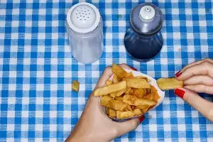 Salty Foods Increase Diabetes Risk: ఉప్పు పదార్థాలతో షుగర్ ముప్పు.. అసలు నిజం ఏమిటి? Salty Foods Increase Diabetes Risk: ఉప్పు పదార్థాలతో షుగర్ ముప్పు.. అసలు నిజం ఏమిటి?