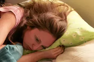 Overthinking: అతిగా ఆలోచిస్తున్నారా? అయితే ఈ ప్రమాదకర వ్యాధులు మీకు రావడం ఖాయం.. నిపుణుల హెచ్చరిక.. Overthinking: అతిగా ఆలోచిస్తున్నారా? అయితే ఈ ప్రమాదకర వ్యాధులు మీకు రావడం ఖాయం.. నిపుణుల హెచ్చరిక..