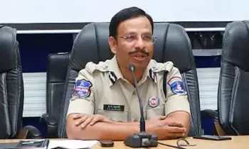 Police Commissioner VC Sajjanar: ఐపీఎల్‌ బెట్టింగ్‌ బీభత్సం: టాస్‌-విన్నర్‌ ప్రిడిక్షన్ల పేరుతో అమాయకుల్ని ఊబిలోకి లాక్కుతున్నారు.. సజ్జనార్‌ హెచ్చరిక!
