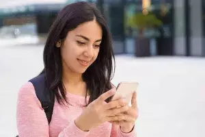 BSNL : ఒక్క రూపాయికే 60GB డేటా.. బిఎస్ఎన్ఎల్ కొట్టిన దెబ్బకు టెలికాం రంగం విలవిల BSNL : ఒక్క రూపాయికే 60GB డేటా.. బిఎస్ఎన్ఎల్ కొట్టిన దెబ్బకు టెలికాం రంగం విలవిల