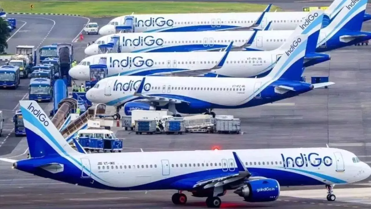 Aviation News : ఇరాన్ యుద్ధం ఎఫెక్ట్.. ఇండిగో, ఎయిర్ ఇండియా కష్టాలు తీర్చేందుకు ముందుకొచ్చిన కేంద్రం Aviation News : ఇరాన్ యుద్ధం ఎఫెక్ట్.. ఇండిగో, ఎయిర్ ఇండియా కష్టాలు తీర్చేందుకు ముందుకొచ్చిన కేంద్రం