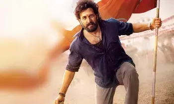 ‘Lenin’ Locks Release Date: జెండా పట్టి డేట్ ఫిక్స్ చేసిన లెనిన్!