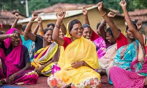Women Entrepreneurs : బిజినెస్ బాస్‌లుగా మారుతున్న భారత నారీమణులు.. రూ.76 లక్షల కోట్ల రుణాలతో సరికొత్త రికార్డు