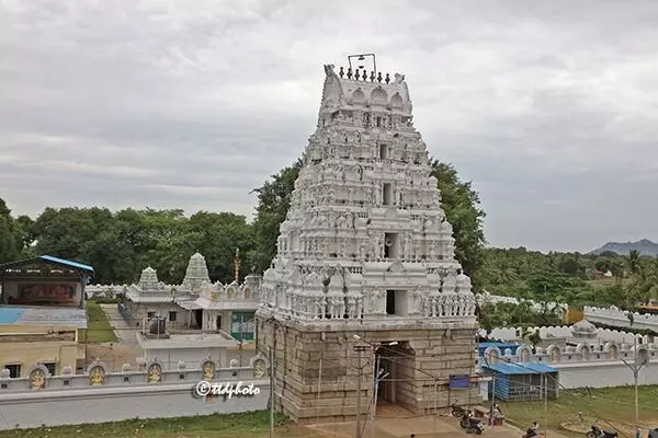 Keelapatla Swamy Temple: భక్తులకు శుభవార్త: కీలపట్ల స్వామివారి వార్షిక వేడుకల షెడ్యూల్ విడుదల Keelapatla Swamy Temple: భక్తులకు శుభవార్త: కీలపట్ల స్వామివారి వార్షిక వేడుకల షెడ్యూల్ విడుదల