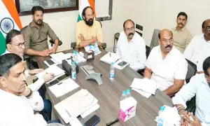 CM Revanth Reddy: కాళేశ్వరం బ్యారేజీల పునరుద్ధరణలో వేగం పెంచాలి: సీఎం రేవంత్రెడ్డి CM Revanth Reddy: కాళేశ్వరం బ్యారేజీల పునరుద్ధరణలో వేగం పెంచాలి: సీఎం రేవంత్రెడ్డి