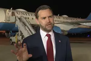 JD Vance: ఇరాన్ మాతో ఆడుకోవద్దు.. అమెరికా ఉపాధ్యక్షుడు జేడీ వాన్స్ గట్టి హెచ్చరిక! JD Vance: ఇరాన్ మాతో ఆడుకోవద్దు.. అమెరికా ఉపాధ్యక్షుడు జేడీ వాన్స్ గట్టి హెచ్చరిక!