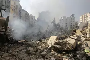 Israel Strikes Continue: ఇజ్రాయెల్ దాడులు కొనసాగుతున్నాయి.. లెబనాన్ సీజ్ఫైర్ ఉల్లంఘన ఆరోపణ Israel Strikes Continue: ఇజ్రాయెల్ దాడులు కొనసాగుతున్నాయి.. లెబనాన్ సీజ్ఫైర్ ఉల్లంఘన ఆరోపణ