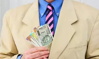 Career Growth : రూ.10 వేలతో మొదలై.. రూ.3.5 లక్షలకు చేరిన జీతం.. ఒక సాఫ్ట్‌వేర్ ఇంజనీర్ ఇన్స్‌పిరేషనల్ జర్నీ