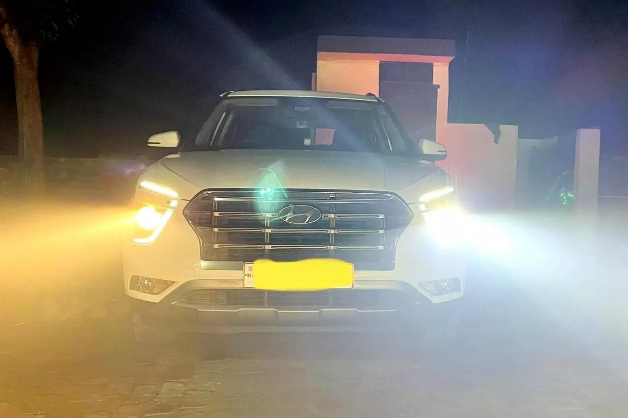Car LED Headlight Rules : కారుకు హై-పవర్ ఎల్ఈడీ లైట్లు వాడుతున్నారా? పోలీసుల కన్ను పడితే చలాన్ ఖాయం Car LED Headlight Rules : కారుకు హై-పవర్ ఎల్ఈడీ లైట్లు వాడుతున్నారా? పోలీసుల కన్ను పడితే చలాన్ ఖాయం