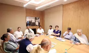 Indian National Congress: మహిళా రిజర్వేషన్ల పేరుతో నియోజకవర్గాల పునర్విభజన కుట్ర: కాంగ్రెస్