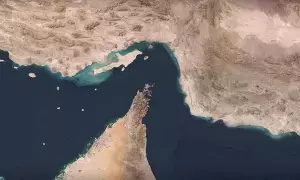 Tensions Peak in the Strait of Hormuz:  హర్మూజ్ జలసంధిలో ఉద్రిక్తత శిఖరాగ్రానికి: అమెరికా దిగ్బంధం ప్రకటన.. ఇరాన్ తీవ్ర హెచ్చరికలు