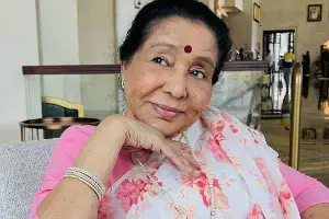 Asha Bhosle Net Worth : మూగబోయిన సంగీత స్వరం.. ఆశా భోంస్లే ఆస్తులెన్నో తెలిస్తే షాకవ్వాల్సిందే Asha Bhosle Net Worth : మూగబోయిన సంగీత స్వరం.. ఆశా భోంస్లే ఆస్తులెన్నో తెలిస్తే షాకవ్వాల్సిందే