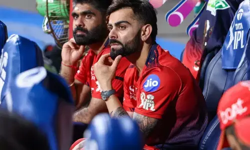 IPL 2026: కోహ్లీ గాయంపై ఆందోళన వద్దు: భరోసా ఇచ్చిన కృనాల్ పాండ్య IPL 2026: కోహ్లీ గాయంపై ఆందోళన వద్దు: భరోసా ఇచ్చిన కృనాల్ పాండ్య